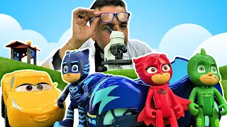 Los PJ Masks van al Doctor Pep. Los Héroes en Pijama. Vídeos de juguetes para niños.
