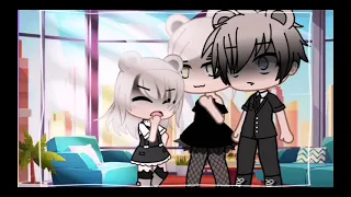 Meme 🥺Заблокировал. 🌼Папа меня игнорировал💔 Gacha Club💫