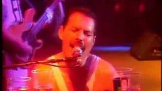 Queen - It's a Hard Life (LIVE)