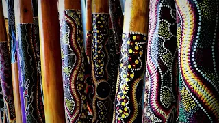 relaxing didgeridoo sound and wind chimes