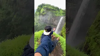 Varisu fan from Kumbhe waterfalls😂🔥#varisu #kumbhewaterfall #tamiltraveller #tamil