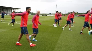 FC Barcelona’s pre-season 2016/17: first training session at St.George’s Park