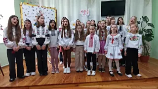 Учні Скварявського ЗЗСО І-ІІІ ступенів, пісня "Хай буде весна"