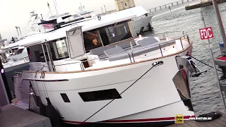 Sirena 58 Coupe Luxury Yacht Walkaround tour - 2020 Model