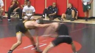 Santa Ana College Wrestling Tournament 2009 - 141 SEMIS: Bobby Scofield vs Tyler Diamond