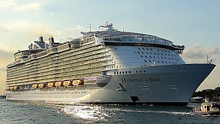 {TrueSound}™ World's Largest Cruise Ship! DEEP Horn, Harmony of the Seas Departing Port Everglades