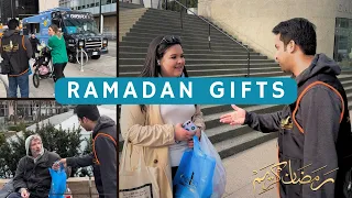 Muslims Giving Ramadan Gifts to Strangers | Canada |