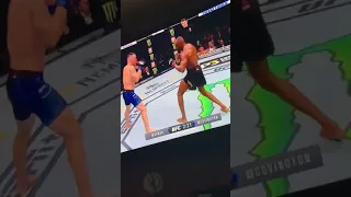 Usman 🇳🇬 vs Covington 🇺🇸 crazy KO ROUND 5