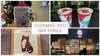 VLOGMAS 2021 - DAY 3 - A DAY AT HOME AND FESTIVE COSTA