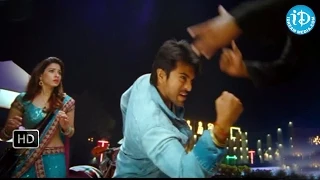 Racha Movie - Paruchuri Venkateswara Rao, Ram Charan, Tamannaah Good Scene