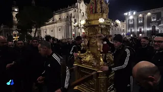 Tonight the "Candelora di S.Agata" enters the Town Hall