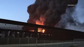 Massive Commercial Building Fire Burns In Mexico | US/Mexico Border