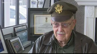 98-year-old Central Georgia veteran remembers flying in WWII
