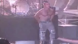 Rammstein - Sonne  St. Paul, EE,UU 2001 [V5]