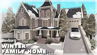 BLOXBURG: Winter Family Home Speedbuild | Roblox House Build