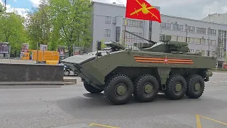 Москва. Военная колонна в городе. Генеральная репетиция 2023.