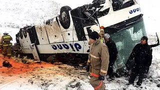 Срочно|Авария дар граница|Автобус бо муҳоҷирони Тоҷик чапа шуд|дуо гу бошед|03.03.2023 #РОЙГОНАВИА