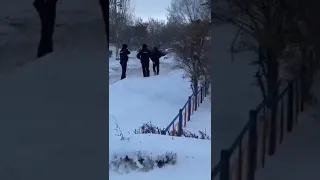В Оренбурге полицейским пришлось стрелять в воздух