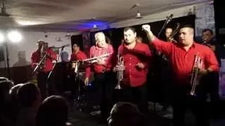 Fanfare Ciocarlia - Hora evreiasca - live@Gasthaus Lohninger "MUSIK BEIM WIRT" 12.04.2015