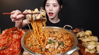 SUB)굴 듬뿍 넣은 굴라면 먹방!🍜 바삭한 굴튀김에 김장김치까지 진짬뽕 꿀조합 리얼사운드 Oyster Ramyeon & Kimchi Mukbang Asmr