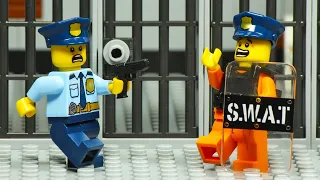 Lego City Police SWAT Prison Break Fail