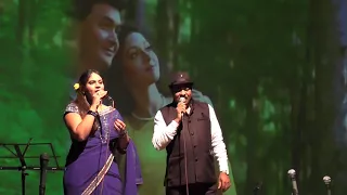 TERE MERE HOTON PE MITHHE MITHHE  GEET BY RAMESH KANADE AND PALLAVI ANADEO - ROMANTIC SONG