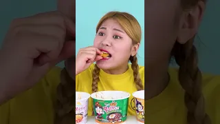 불닭볶음면과 포켓몬의 만남?ㅋㅋ Fire Spicy Noodle Pokemon Mukbang #shorts | HIU 하이유