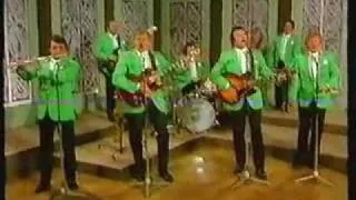 Brendan O' Brien And The Dixies Showband. .mp4