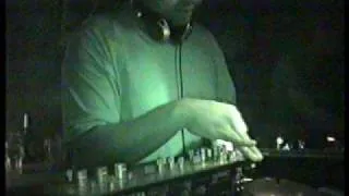 Claude Young@Tresor Berlin 2001 Pt 2 0