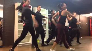 Sharon Pakir - Cha Cha shines/footwork class