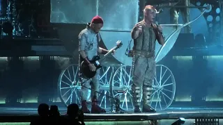 Rammstein 2019-07-24 Chorzów, Stadion Śląski, Poland - Puppe (1080/60p)