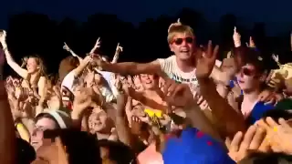 Noel Gallagher - Don't Look Back In Anger [Live V Festival 2012] - Hylands Park, Chelmsford