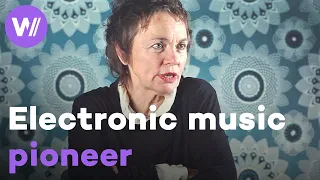 Laurie Anderson - Pioneer figure of the American avant-garde art | Thinking Existenz (4/10)