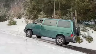 Vw T4 Syncro 4x4 Snow in Swiss