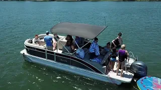 A Day on the Lake with the 2019 Barletta E22UC Pontoon Boat!