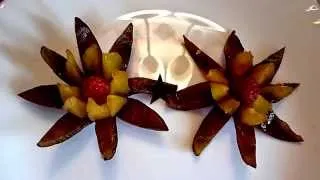 Цветы из фруктов. Слива. Flowers fruits. Украшения из фруктов. Decoration of fruits