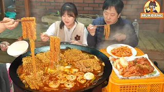 Mukbang😋Cooking and eating Spicy Korean Yeol Ramen with oyster, soft tofu and Kimchi