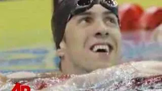 Michael Phelps Breaks 400 Meter Swim Record