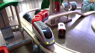 Brio the World Wooden Railway! 4 tunnel & 3 station course ♡