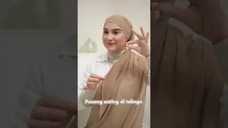 Pasang Hijab Kekinian Ala Irish Bella