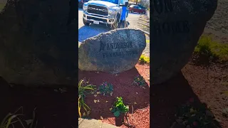 Cleaning an Engraved Stone for one of our Local Funeral Homes #cleaning #dawndishsoap #funeralhome