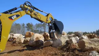 Adjusting Auxiliary Flow on Cat® F2 Backhoe Loaders