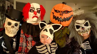 HALLOWEEN Scary costumes and fun stuff VLOG