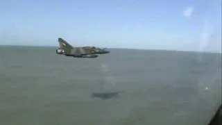 extremely low level flying in fighter jets