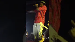 Kevin gates kicks fan in the head for grabbing his but🤣🤣#fypシ #foryou #funny #kevingates #viral