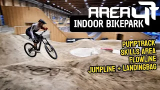 AREA 47 - DER ERSTE Indoor Bikepark in Österreich | MTB Spotcheck 2023 | Leo Kast