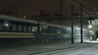 🇺🇦 Електровоз ЧС4-211 з поїздом EN 7 Київ-Івано-Франківськ/Чернівці