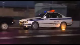 Игра на выбывание(2004)-car crash scene.