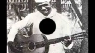 Barbecue Bob Hicks - Motherless Chile Blues (1927)