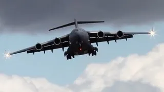 C-17 Globemaster Flying Sidewards - Nice Crosswinds (HD)